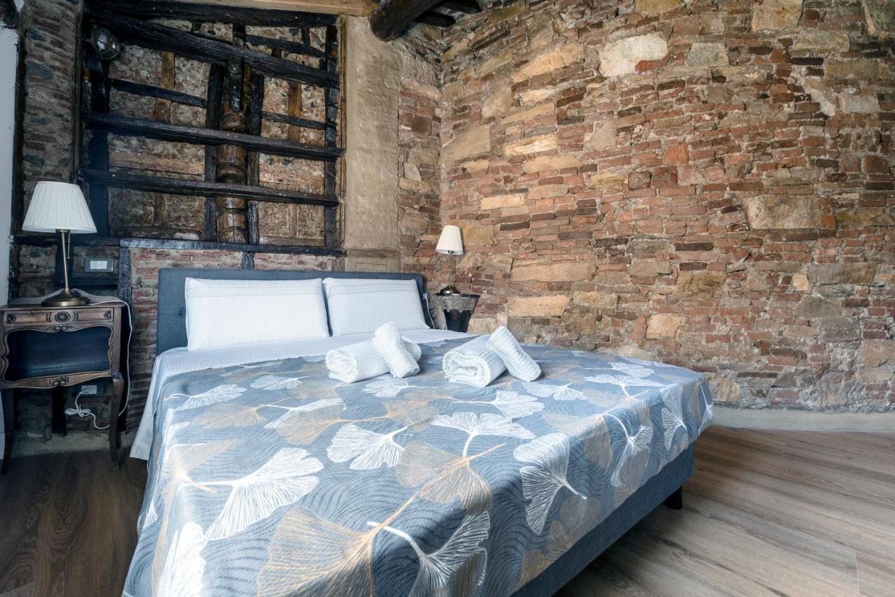 31 Steps To Heaven - Heart Of Lucca Apartment ภายนอก รูปภาพ