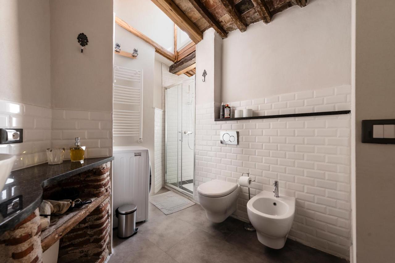 31 Steps To Heaven - Heart Of Lucca Apartment ภายนอก รูปภาพ